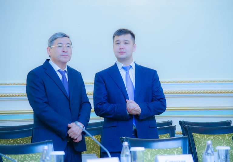 Приверженцы добрых традиций 