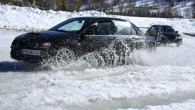 Сіз көлікті дұрыс қыздырып жүрсіз бе? Автосарапшы жауап берді