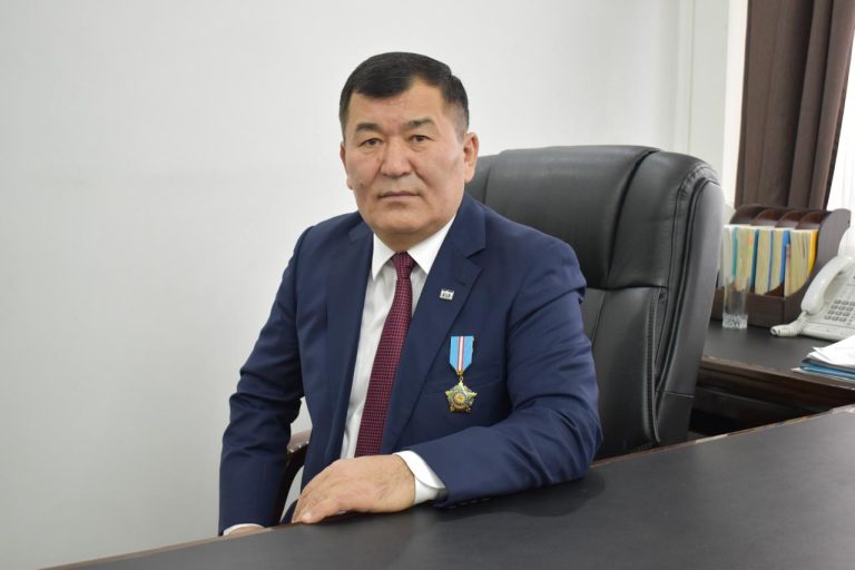 Құрметті әріптестер, оқырмандар!