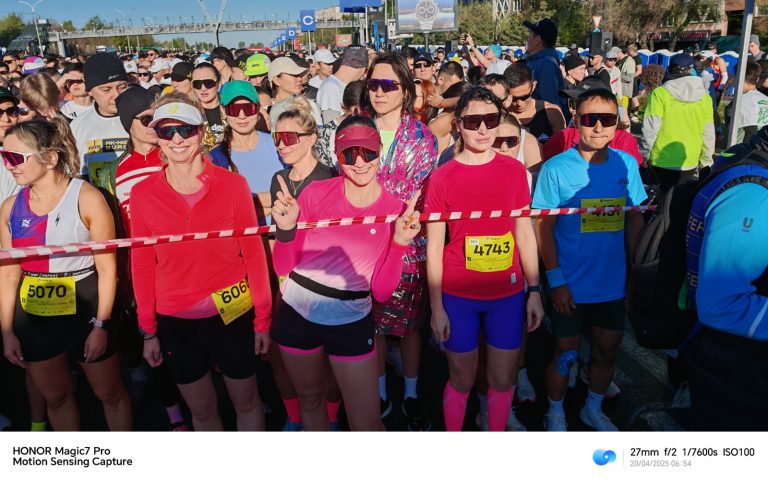 HONOR Magic 7 Pro запечатлел моменты Almaty Half Marathon 2025
