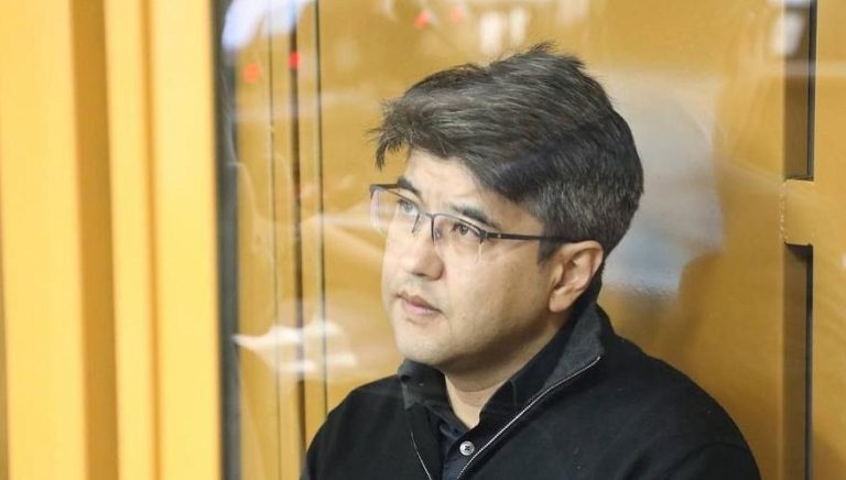 Бишімбаев алимент төлеуден бас тартты ма? Адвокаты мәлімдеме жасады