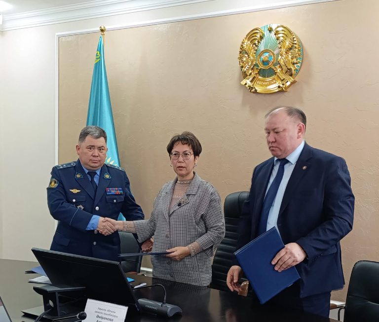 Руководитель ДУИС по Акмолинской области подписал трехсторонний меморандум о взаимодействии, в рамках проекта «Превенция рецидива»