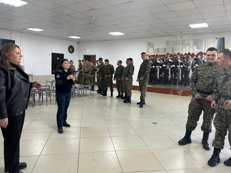 Провели тренинг по командообразованию с военнослужащими 9-й отдельной стрелковой роты в/ч 6505