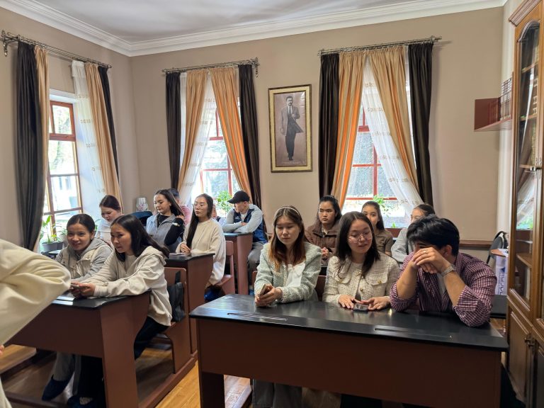 В Турксибском районе среди молодежи прошел музейный квест