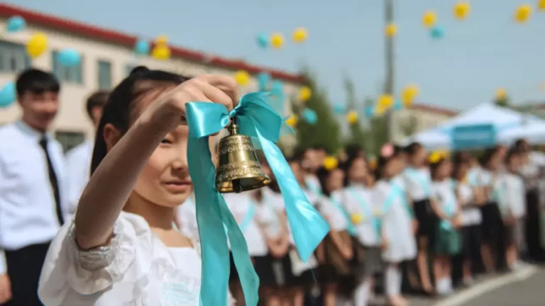 Оқу жылын «Білім – Отаным» бірыңғай сынып сағаттарын өткізумен аяқтау жоспарланып отыр