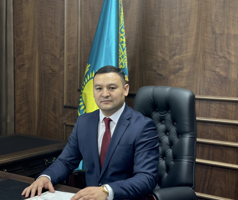 Антқа адалдық – мемлекетке адалдық