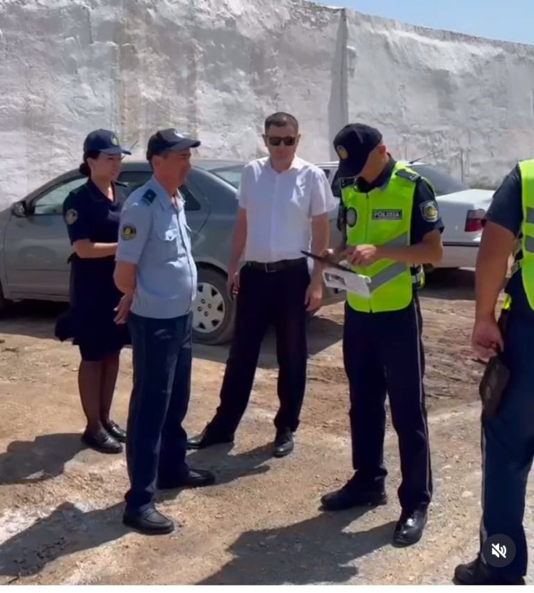 Мекеме қызметкерлерінің жеке автокөліктеріне тексеру жүргізілді