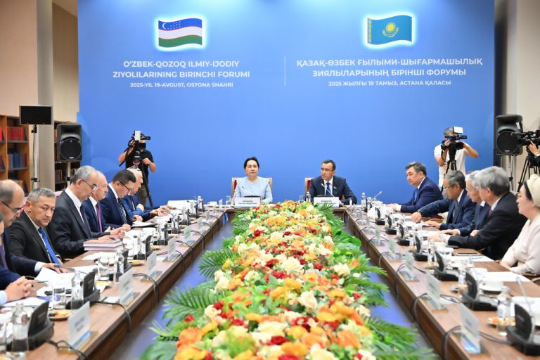 Қазақ пен өзбек зиялылары: рухани байланыс – мәңгілік достықтың тірегі
