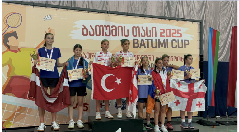 Қазақстан жас бадминтоншылары Batumi Cup 2025 турнирінде толық медаль жиынтығын иеленді!