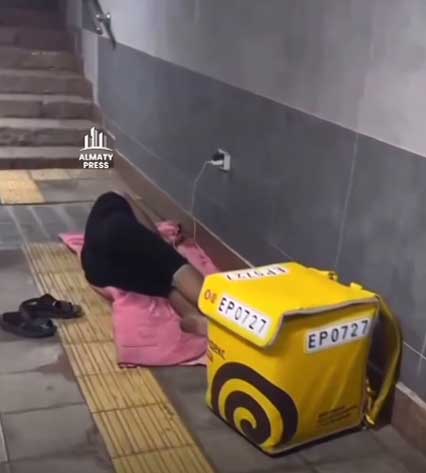 «Мы рядом с тобой, айналайын…»