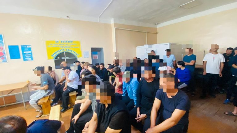 В учреждении минимальной безопасности состоялся праздничный концерт ко Дню Конституции Республики Казахстан