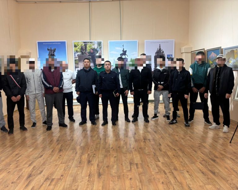 Есептегі азаматтар мұражайға экскурсия жасады