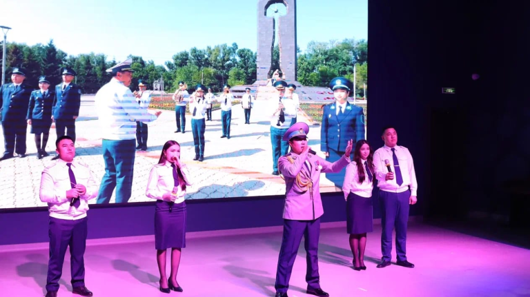 В честь Дня Республики Казахстан в Департаменте УИС по области Абай состоялось торжественное мероприятие