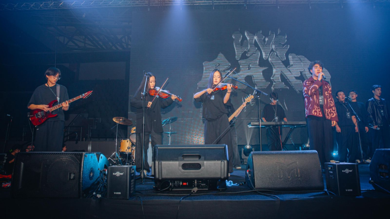 Молодежь Алматы начала учебный год с экологической ответственности и заботы о будущем страны