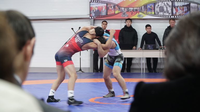 Алматыда Қазақ спорт және туризм академиясының жаңа заманауи күрес спорт кешені ашылды