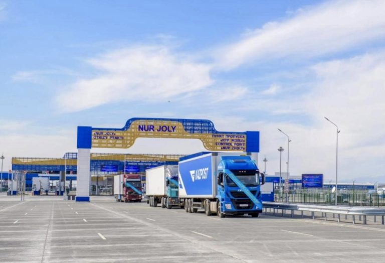 Ситуация на пункте пропуска «Нұр Жолы» стабилизирована: пропуск транспорта ускорен