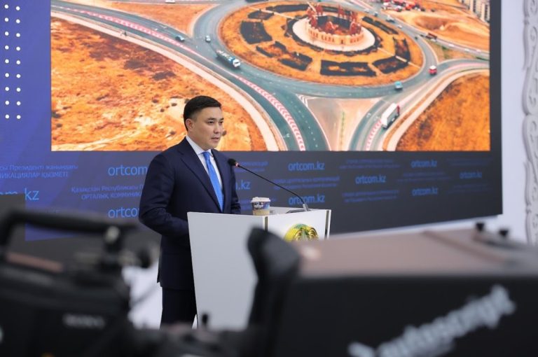 Ғабит Сыздықбеков: «Былтыр 270 км жол салынса, биыл 1000 км жол жөнделіп, оның 97%-ы аяқталды»