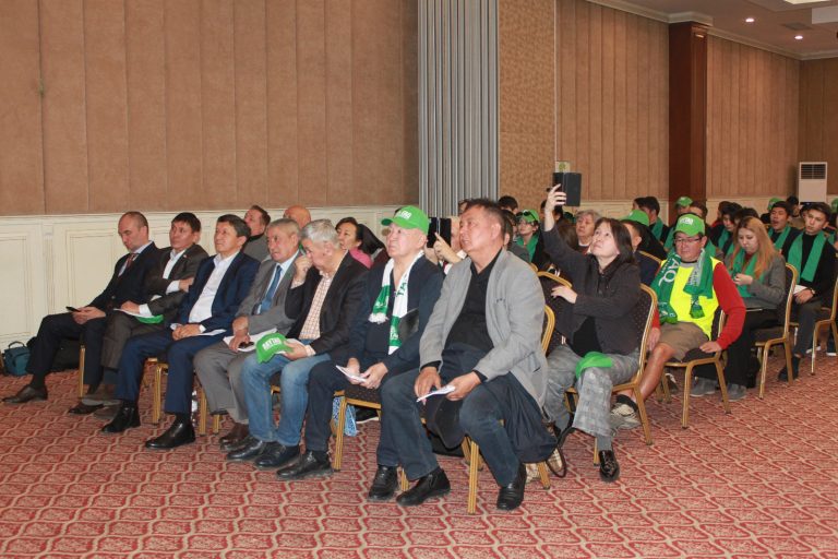 Алматыда қаланың экологиялық мәселелерін шешу жолдары талқыланды