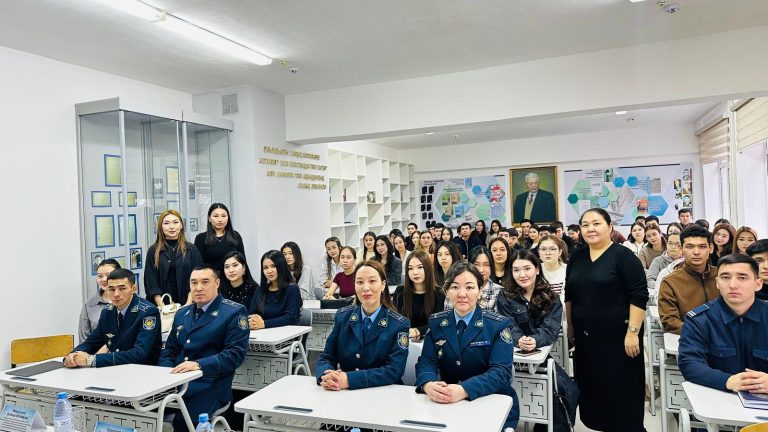 Атырау облысында Қылмыстық — атқару жүйесі департаменті және департаментке қарасты мекемелердің қызметкерлері студенттермен кездесті