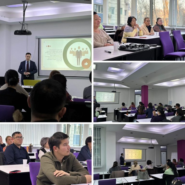 «Адал азамат» идеалдарына сәйкес мемлекеттік қызметшілердің кәсіби және жеке қасиеттерін ілгерілету жөнінде кездесу өткізілді