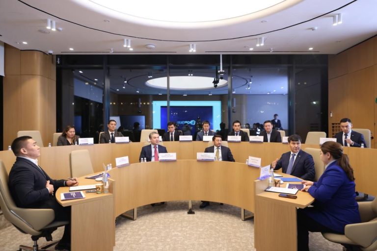 Өнеркәсіп және құрылыс министрлігі саланың цифрлық трансформациясын жеделдетуді жалғастыруда