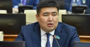 Елнур Бейсенбаев: Конституционная реформа пвоысит институциональную рольполитических партий