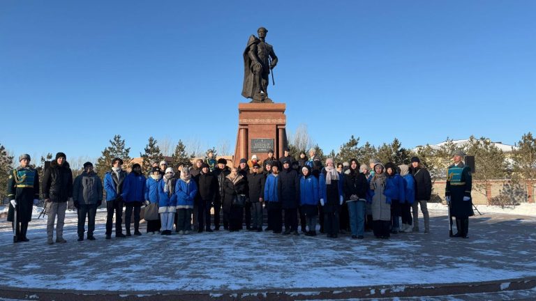 Астанада Бауыржан Момышұлының 115 жылдығына орай еске алу іс-шарасы өтті
