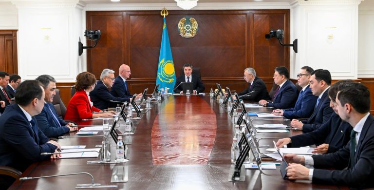 Инициативы Президента стали продолжением объявленной ранее масштабной политической реформы – Олжас Бектенов