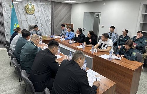 Алматы гарнизонының әскери прокуратурасы «Конституциялық Соттың нормативтік қаулыларын орындау» тақырыбында дөңгелек үстел өткізді