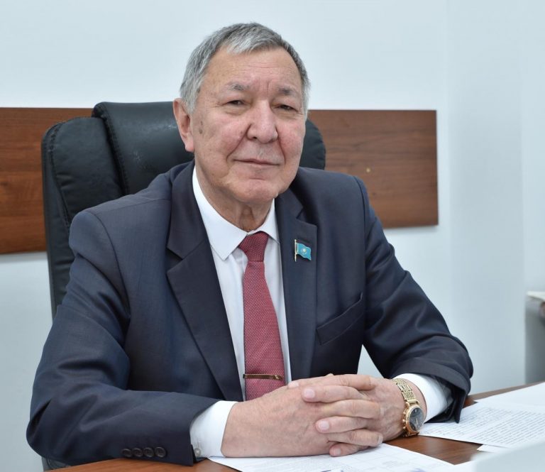 Еркин ДУЙСЕНОВ: «Новая Конституция: историческая преемственность, баланс властей и защита суверенитета» 