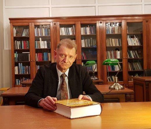 ОН ИСКРЕННЕ СЛУЖИЛ ПРАВУ