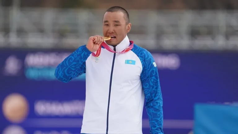 Паралимпиада чемпионы Ербол Хамитов елге оралды 