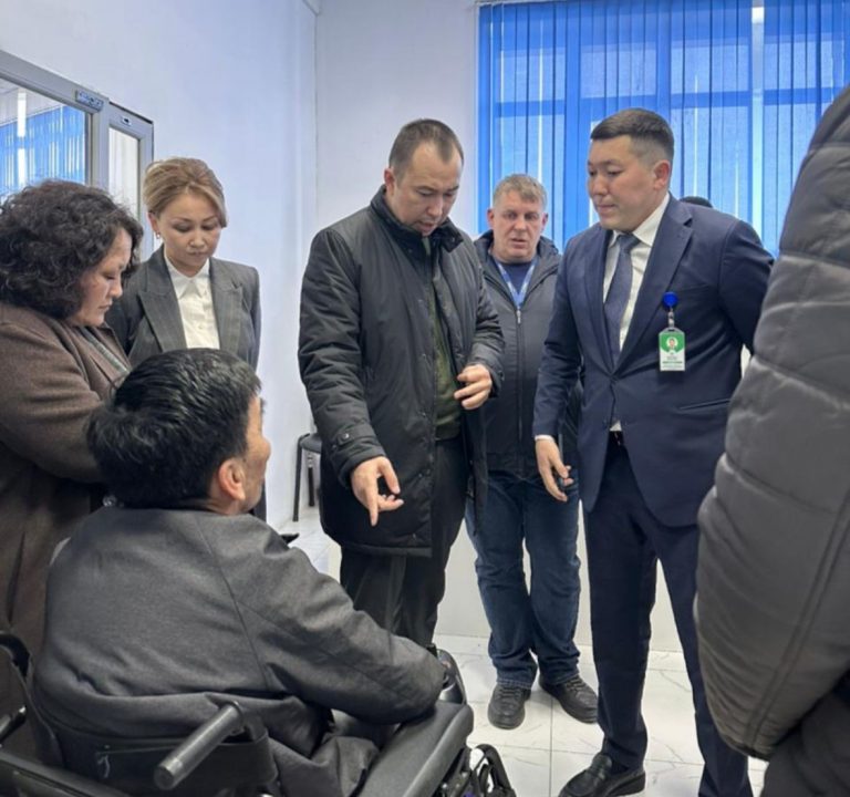 Алматыдағы мамандандырылған ХҚКО-ларда қызмет көрсету сапасы талқыланды