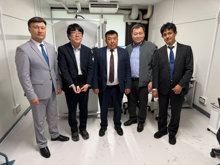 Ғылымға серпін: ЕҰУ Жапониямен байланысын нығайтты