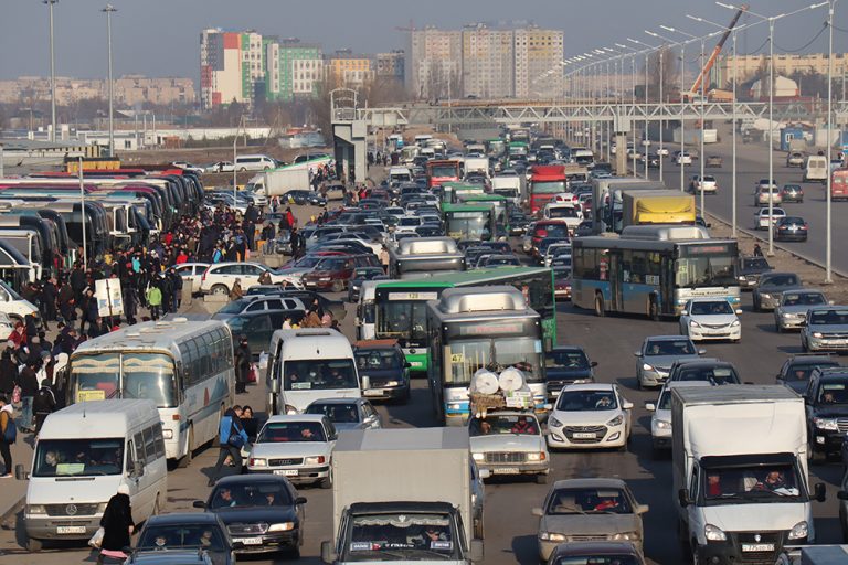 ЖИ жүргізушілерді қалай бақылайды: Қазақстан жолдарында не өзгеруде? 