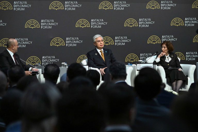 Президент бүгінгі көшбасшылардың бойынан табылуға тиіс қасиеттерге тоқталды