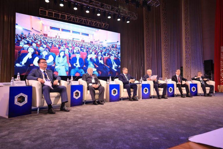 «Digital Qazaqstan» стратегиясын іске асыру Мемлекет басшысының тапсырмасына сәйкес жүргізіліп жатыр