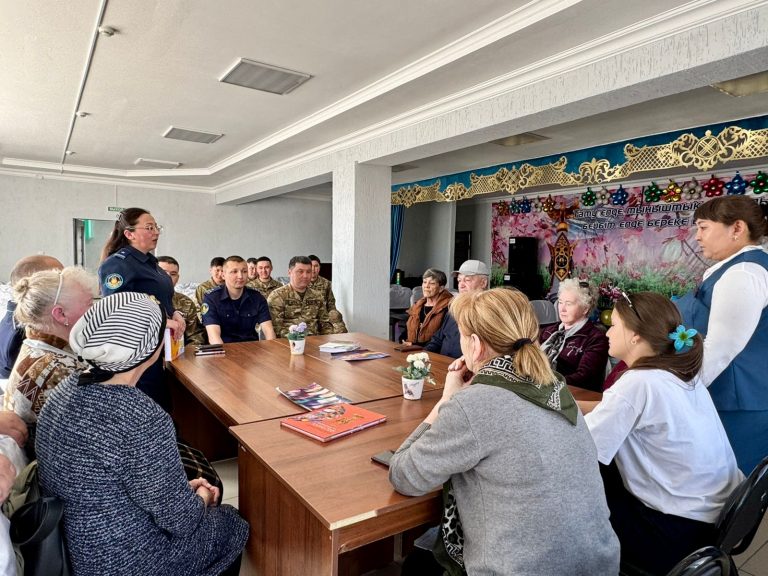 Абай облысының ҚАЖ әйелдер колониясының қызметкерлері Қазақстан халқының бірлігі күні қарсаңында «Бір шаңырақ астында» атты мерекелік іс-шара ұйымдастырды