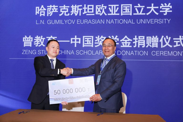 Первый иностранный вклад в отечественный эндаумент-фонд: бизнесмен из Китая Zeng Runhao поддержал ENU Endowment Fund на сумму 50 миллионов тенге