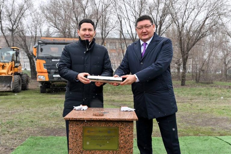 Акция «Абайға құрмет»