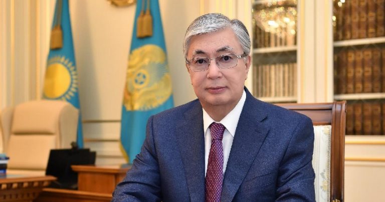 Қасым-Жомарт Тоқаев қазақстандықтарды Ұлттық кітап күнімен құттықтады