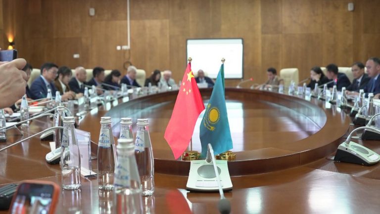 Қаржылық тұрақтылыққа жол: Түркістан Қытаймен инвестициялық тиімді жобалар бастады
