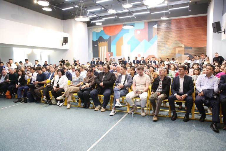СЛУШАНИЯ ПО ПРОЕКТУ АЛМАТИНСКОГО ГОРНОГО КЛАСТЕРА СОСТОЯЛИСЬ ПРИ АКТИВНОЙ ПОДДЕРЖКЕ ОБЩЕСТВЕННОСТИ