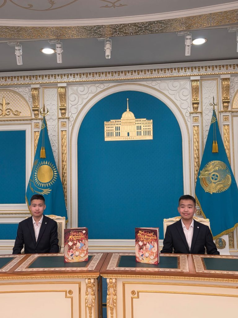 В Международного дня защиты детей Арлан и Аслан Айткалиевы посетили Акорду