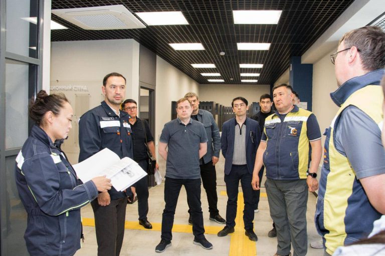 Казахмыс инвестирует в Ұлытау: Руслан Өскенәлі проверил ход строительства социальных объектов