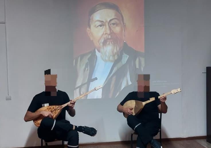 Абай облысы бойынша ҚАЖ жүйесінің қауіпсіздігі барынша жоғары мекемесінде сотталғандар арасында айтыс өтті