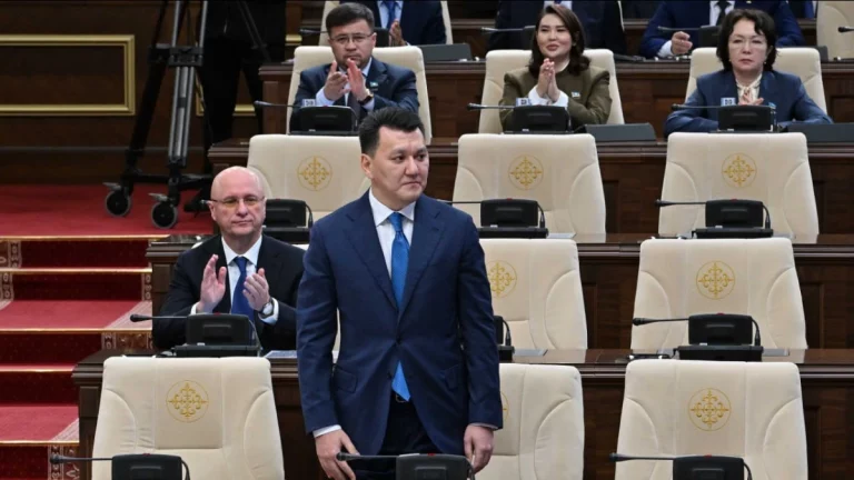 Құрылтай Ерлан Кариннің Вице-президент қызметіне кандидатурасын мақұлдады 