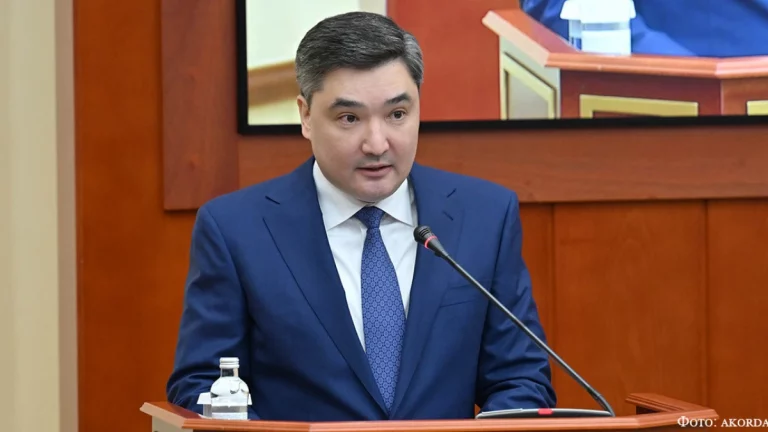 Тоқаев Үкімет алдына жаңа міндеттер қойды: Президент Бектеновке не тапсырды? 