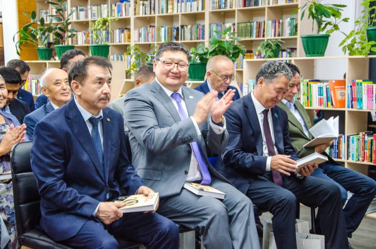 Казахстанский детектив и новые ориентиры