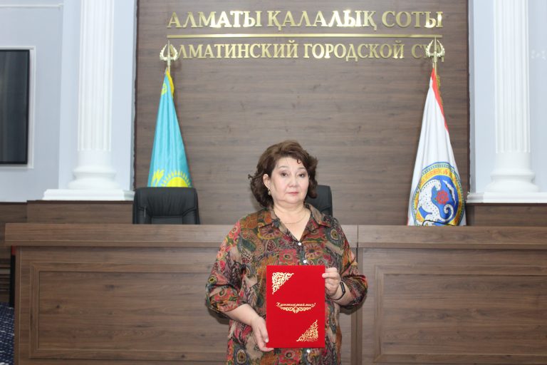 В судебной системе 